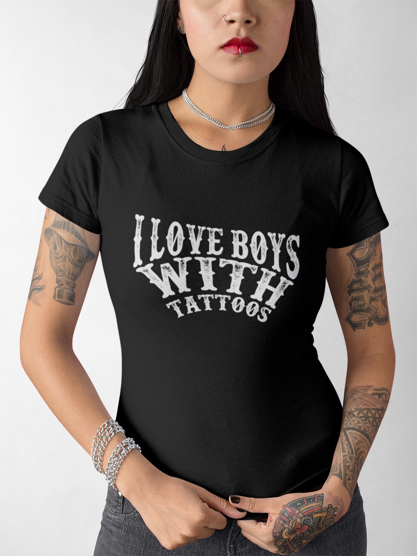 I Love Boys With Tattoos T-Shirt - Great Gift for Tattoo Enthusiasts